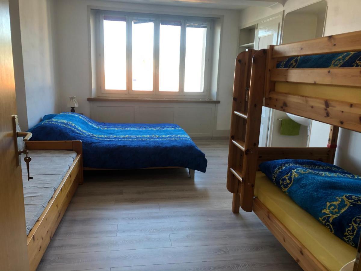Chambres D'Hotes Le Passiflore Les Brenets Eksteriør billede